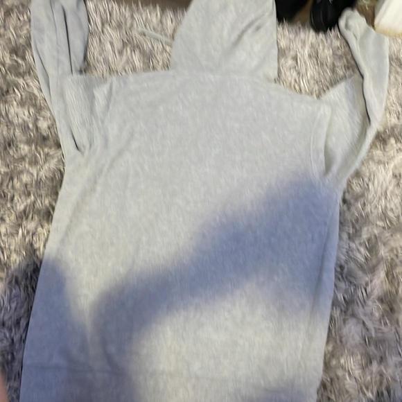 North face hoodie in perfect condition - Picture 2 of 6